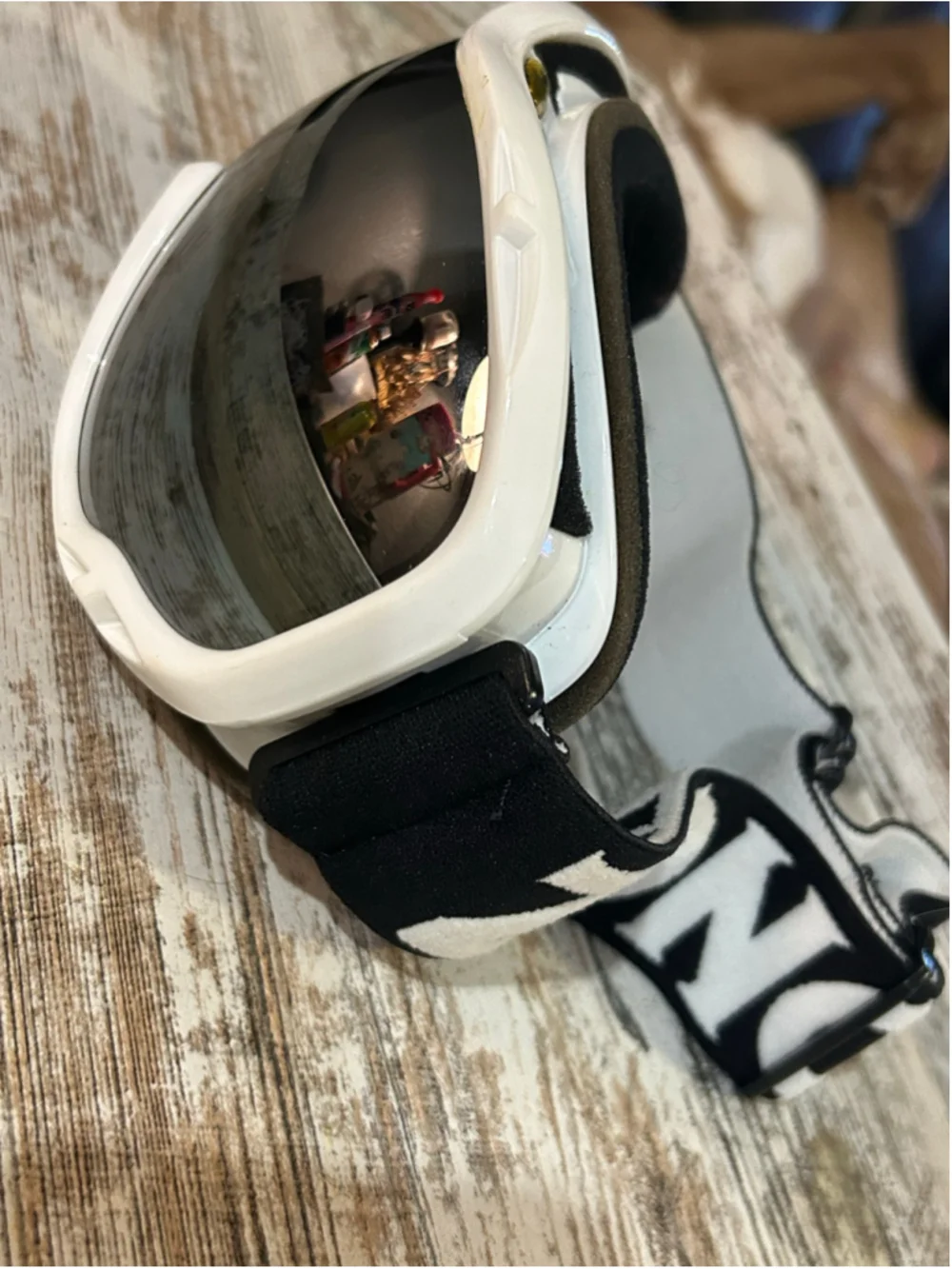 Unisex White and Black Ski Snowboard Goggles